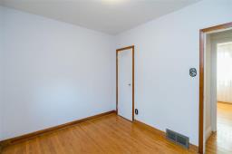 173 Belmont Avenue, Winnipeg, MB R2V0X9 Photo 11