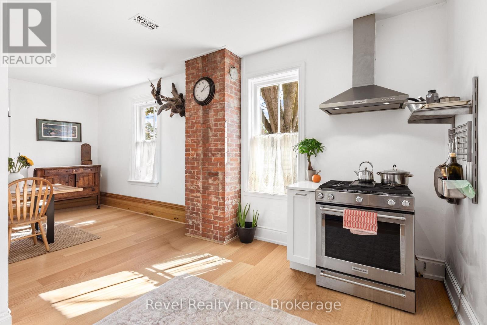 15578 Simcoe Street, Scugog, ON photo 13