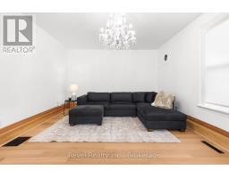 Primary Bedroom - 15578 Simcoe Street, Scugog, ON L9L1M2 Photo 6
