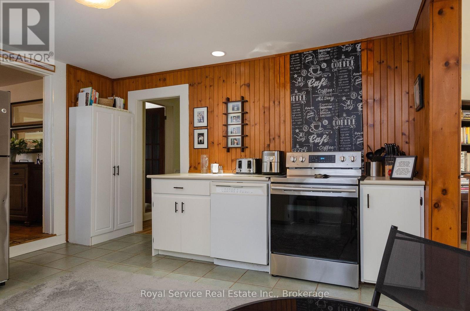 243 RIDOUT STREET - 11