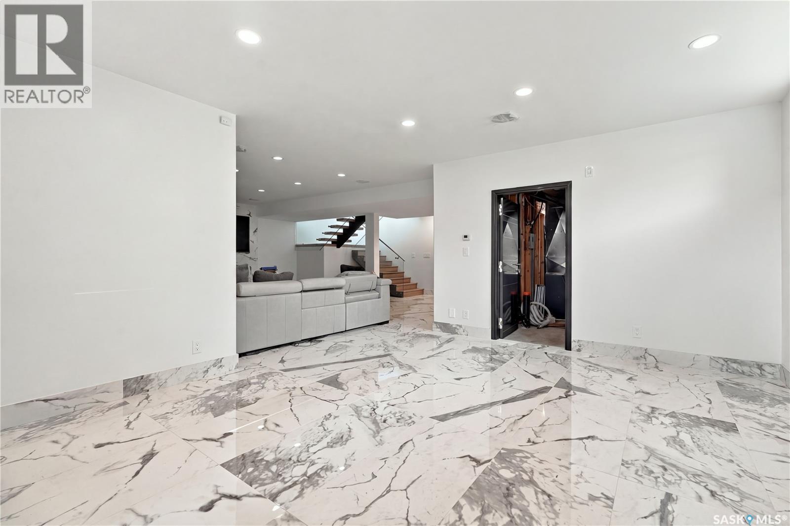 515 Pohorecky LANE - Image 68