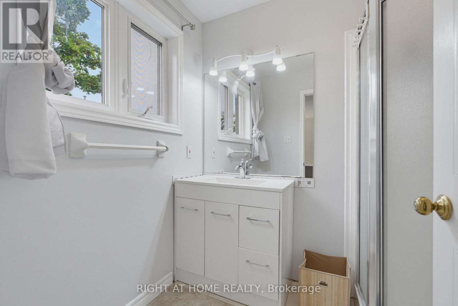 #14 1548 RICHMOND STREET - Image 11