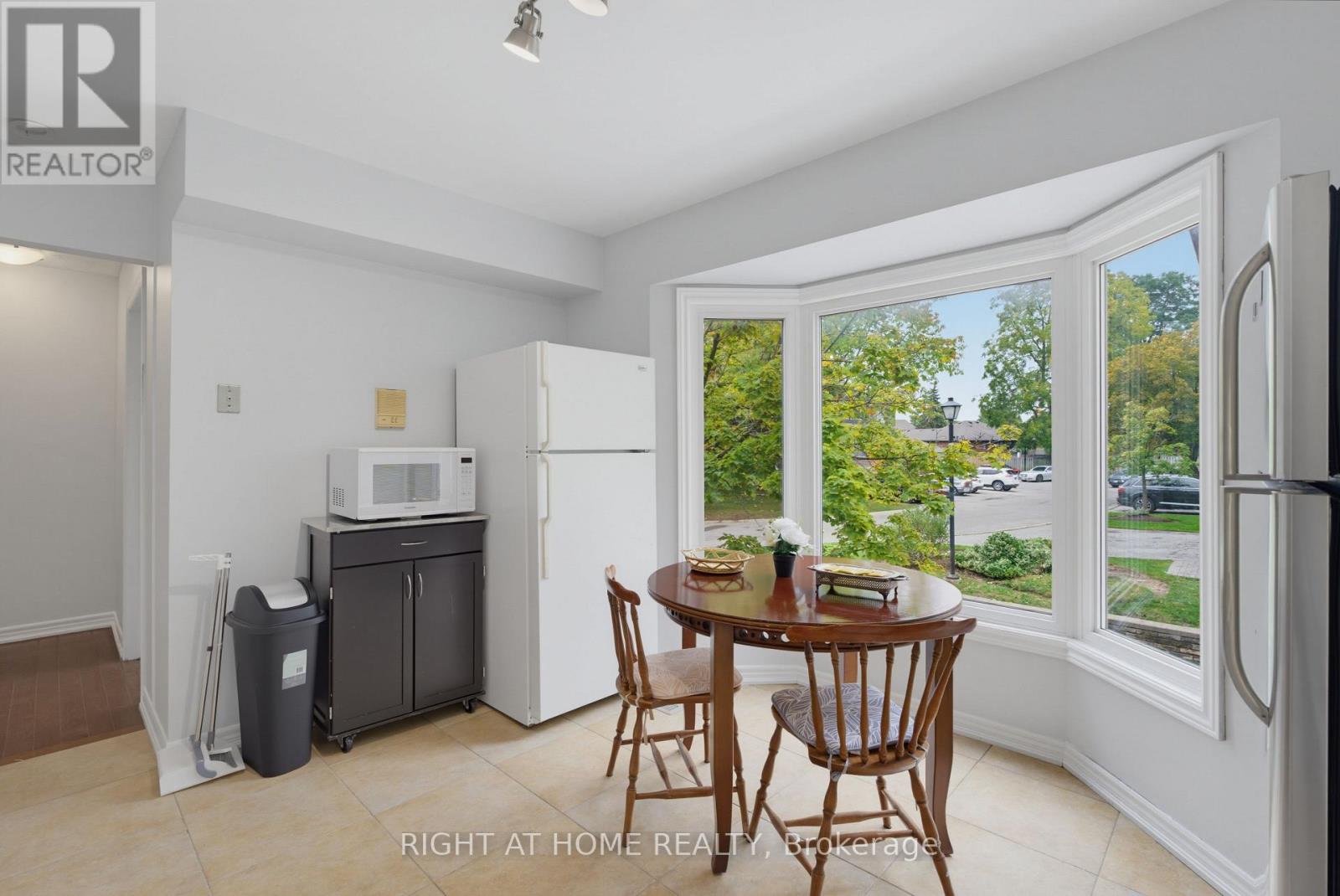 #14 1548 RICHMOND STREET - Image 14