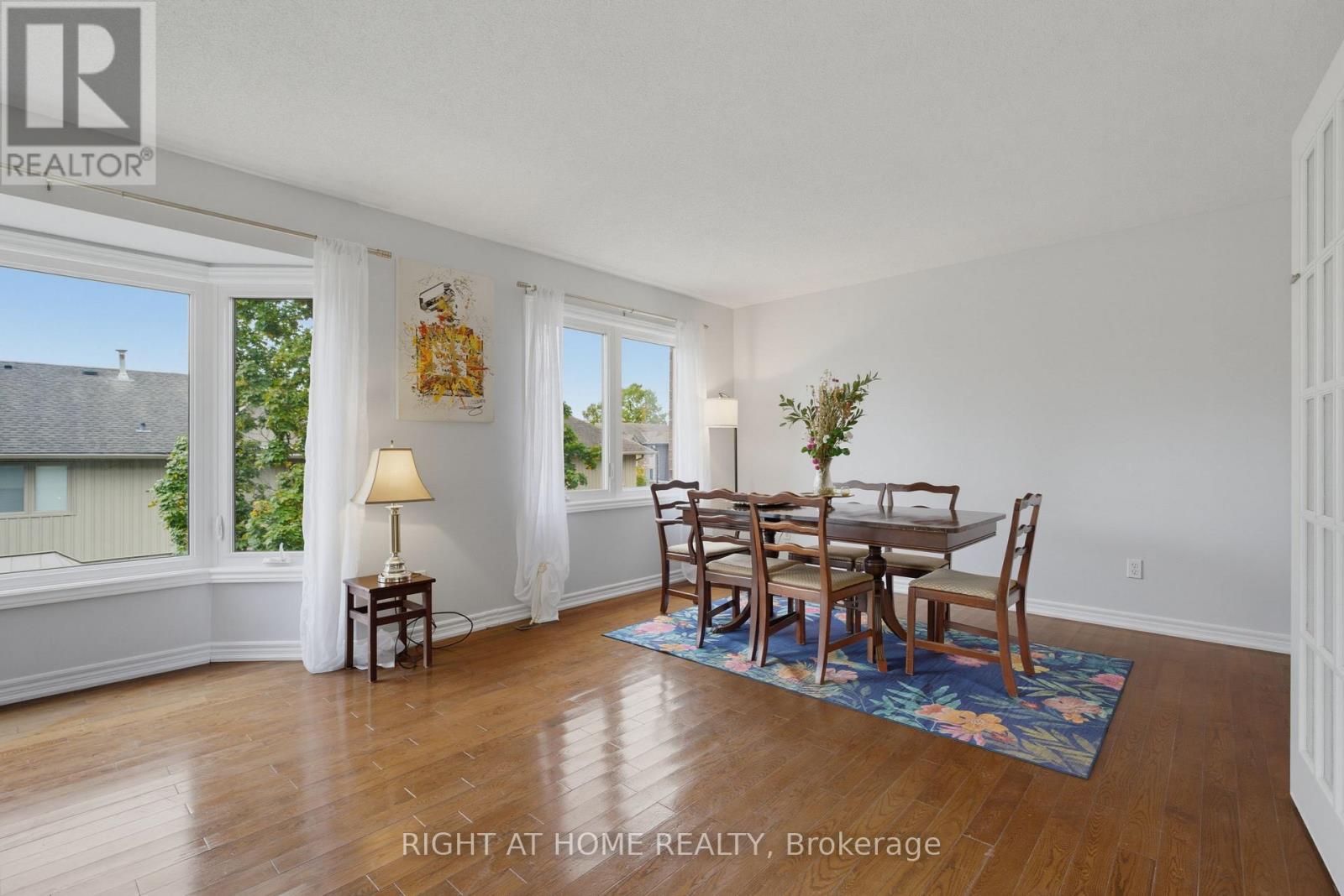 #14 1548 RICHMOND STREET - 20