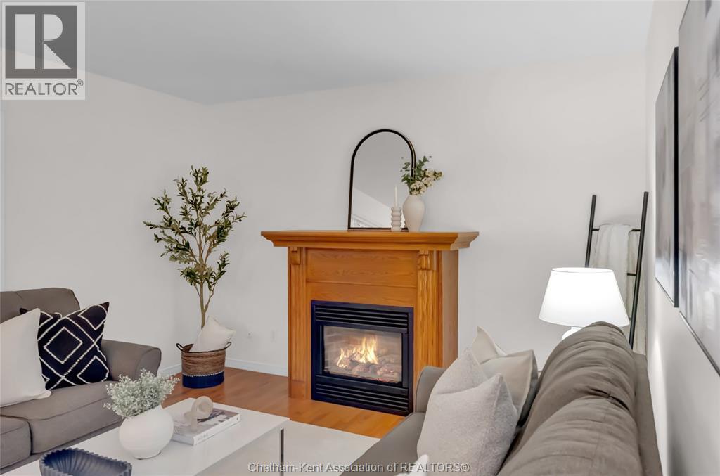 6 James STREET - Image 8