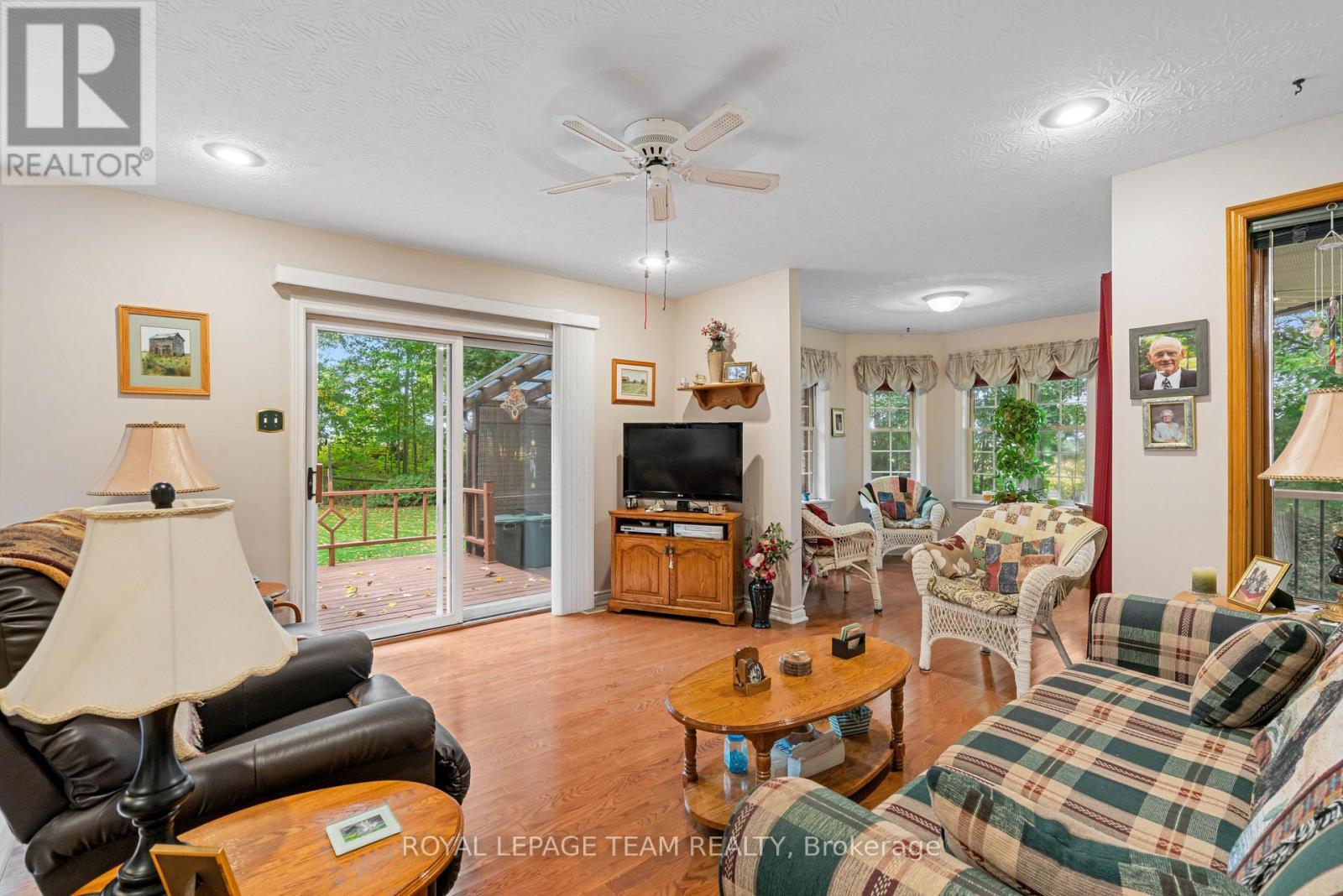 8036 MARIONVILLE ROAD - Image 17