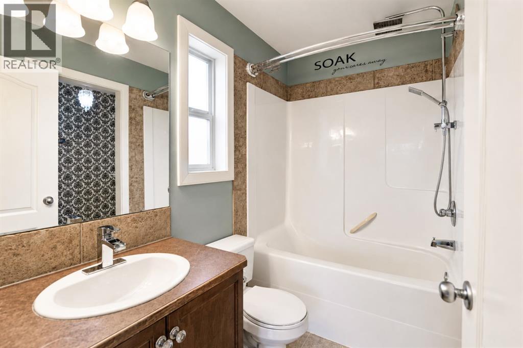 Listing photo – 123 Wiley Crescent, Red Deer