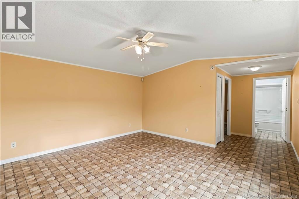 10 Northrup Crescent - 10