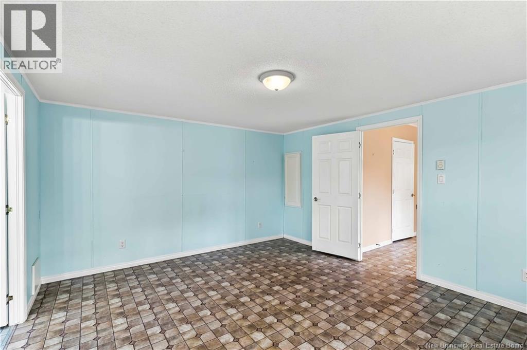 10 Northrup Crescent - 12