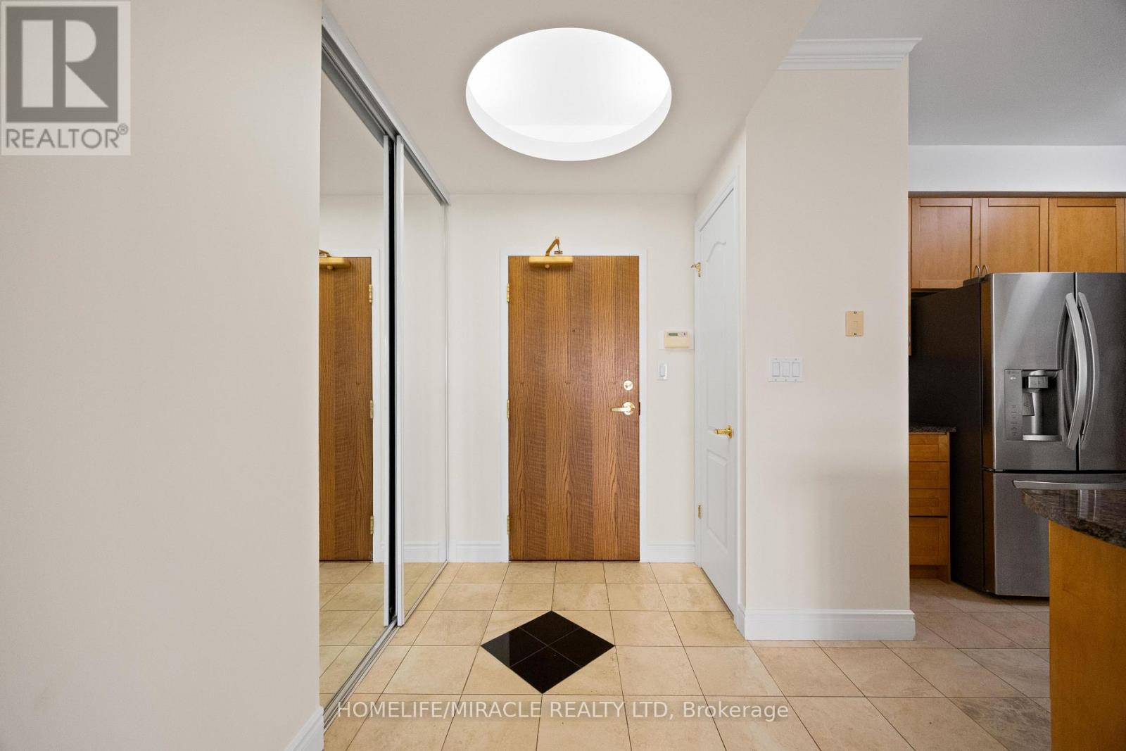 308- 11 William Carson Crescent, Toronto, ON photo 8