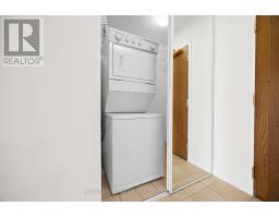 308 - 11 William Carson Crescent, Toronto, ON M2P2G1 Photo 9