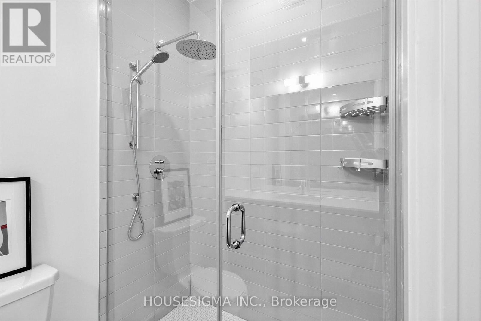 310- 11 Lillian Street, Toronto, ON photo 12