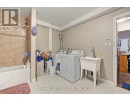 373 First Avenue E, North Bay, ON P1B1K2 Photo 42
