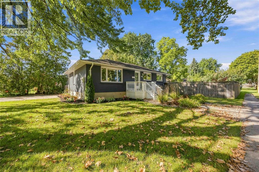 957 KENSINGTON BOULEVARD - 1