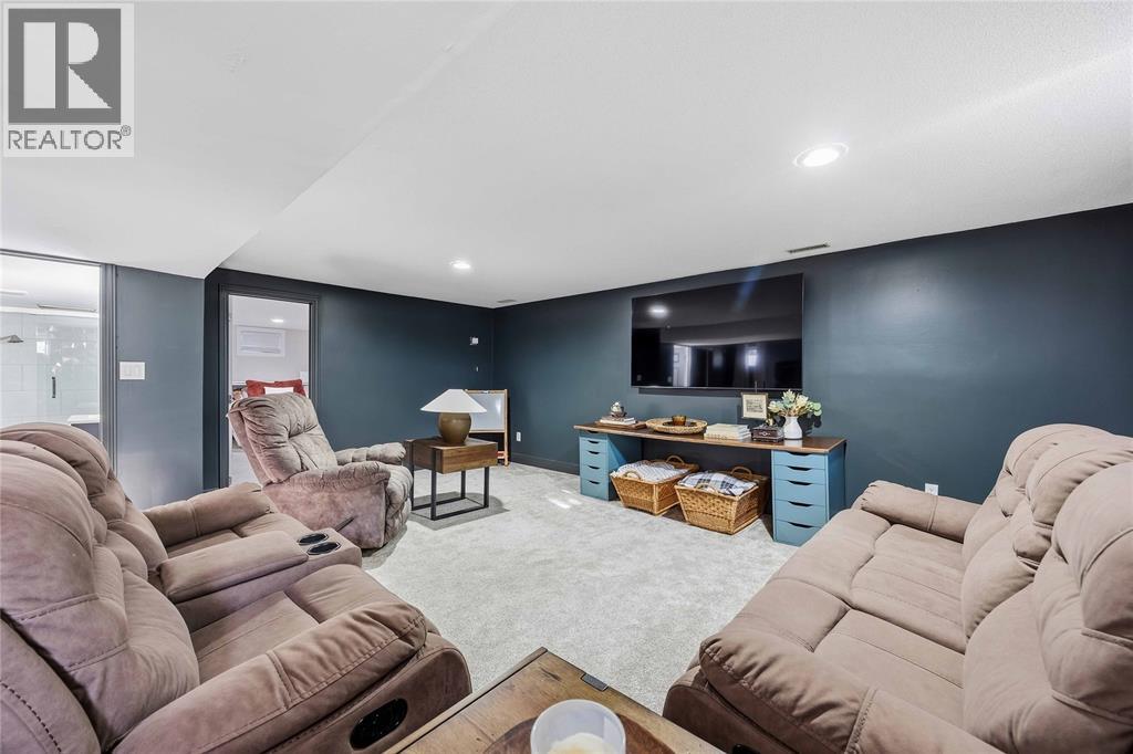 957 KENSINGTON BOULEVARD - Image 20