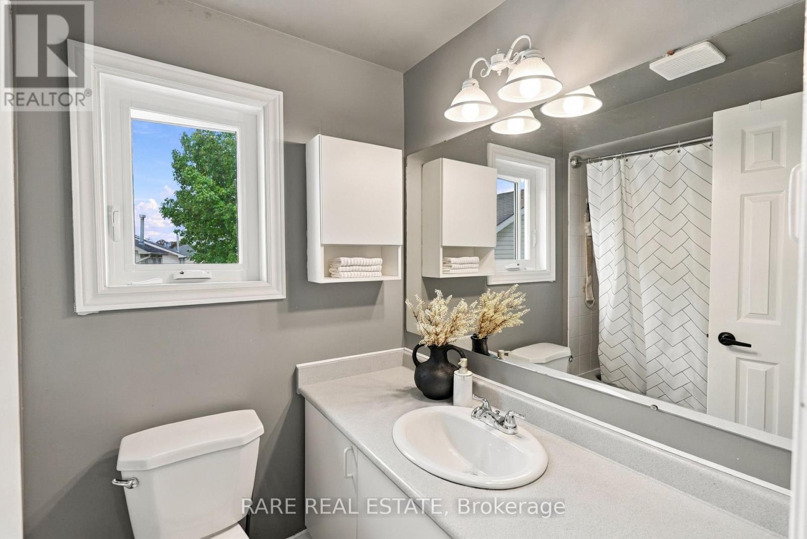57 FENWICK AVENUE - 28