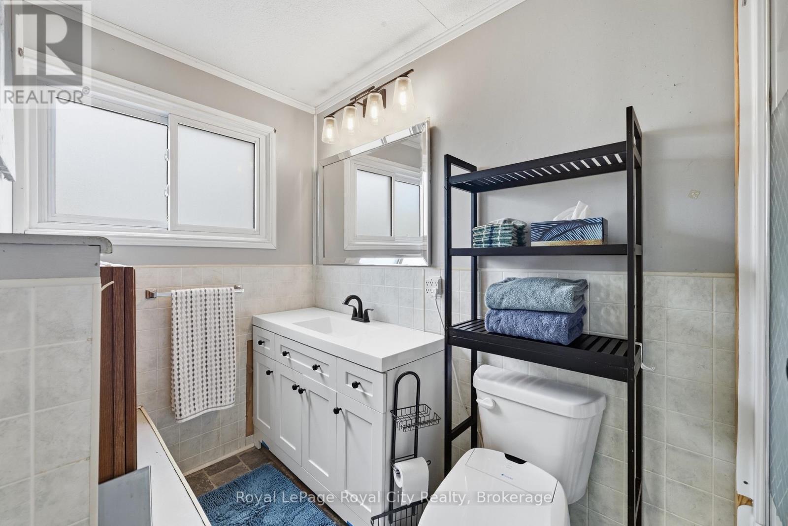 22 HILL AVENUE - 22