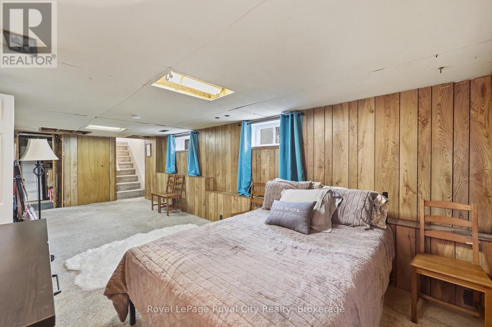 22 HILL AVENUE - 23