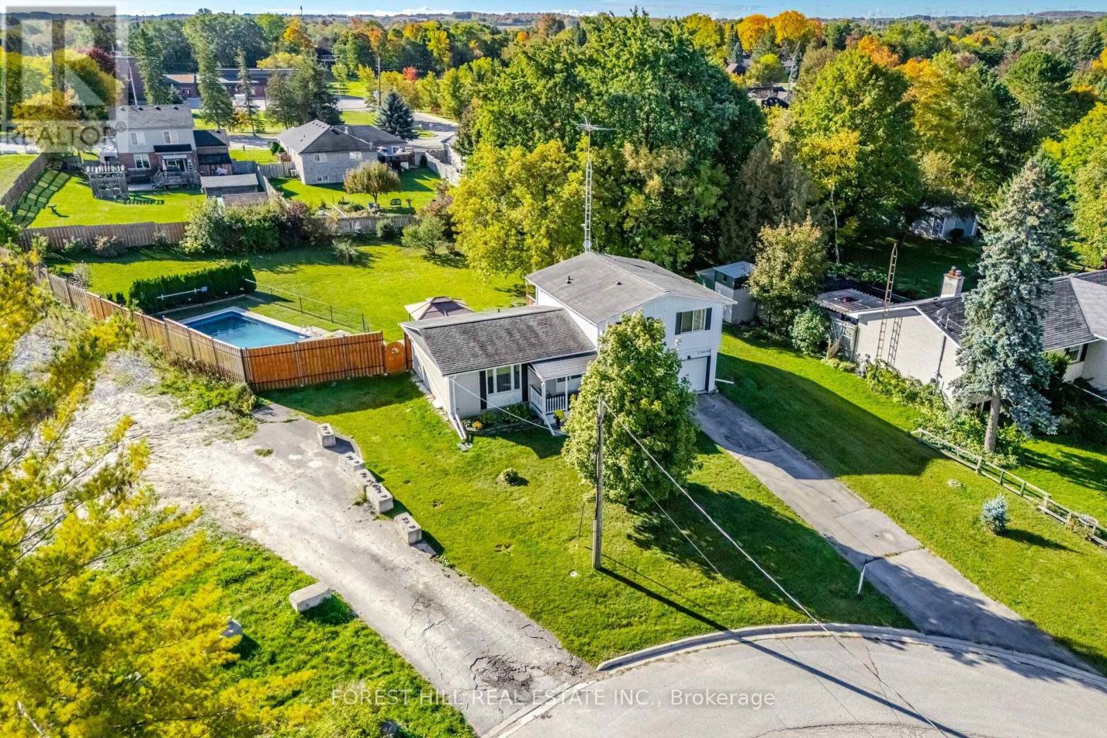 33 Rice Drive, King, ON photo 3