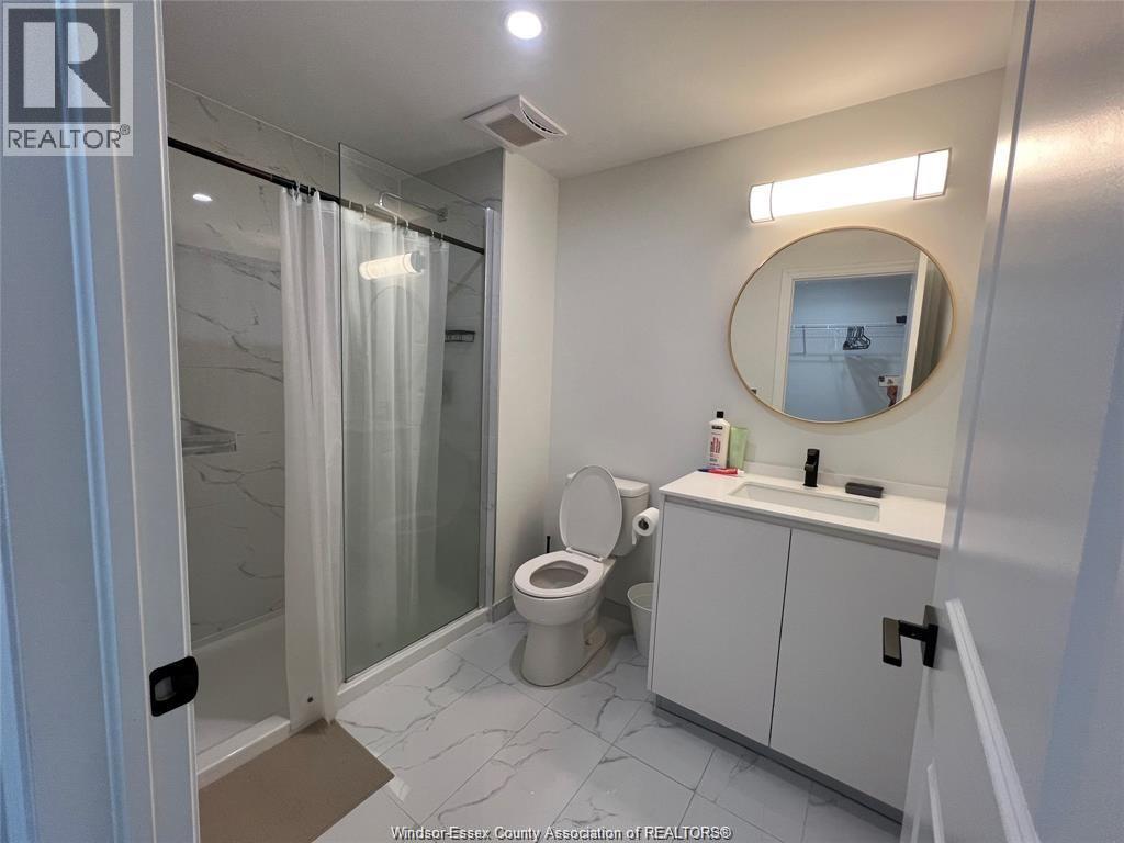 3290 Stella Crescent — photo 8