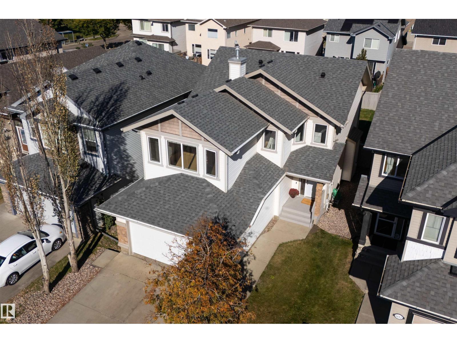 6116 8 AV SW - 2