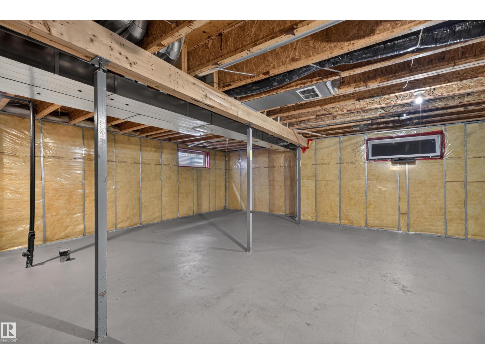 6116 8 AV SW - Image 21