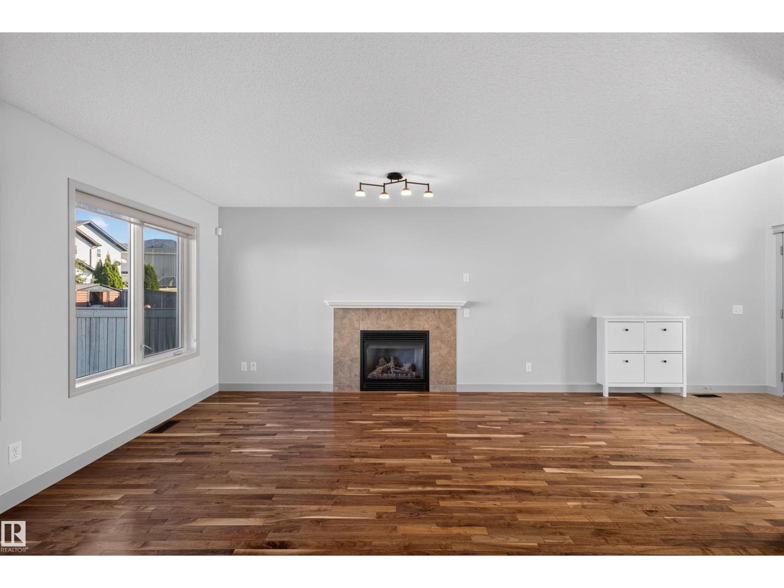 6116 8 AV SW - 26