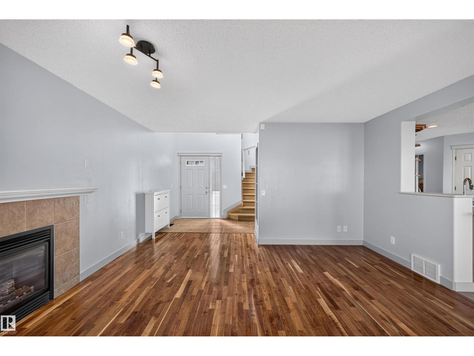 6116 8 AV SW - 27