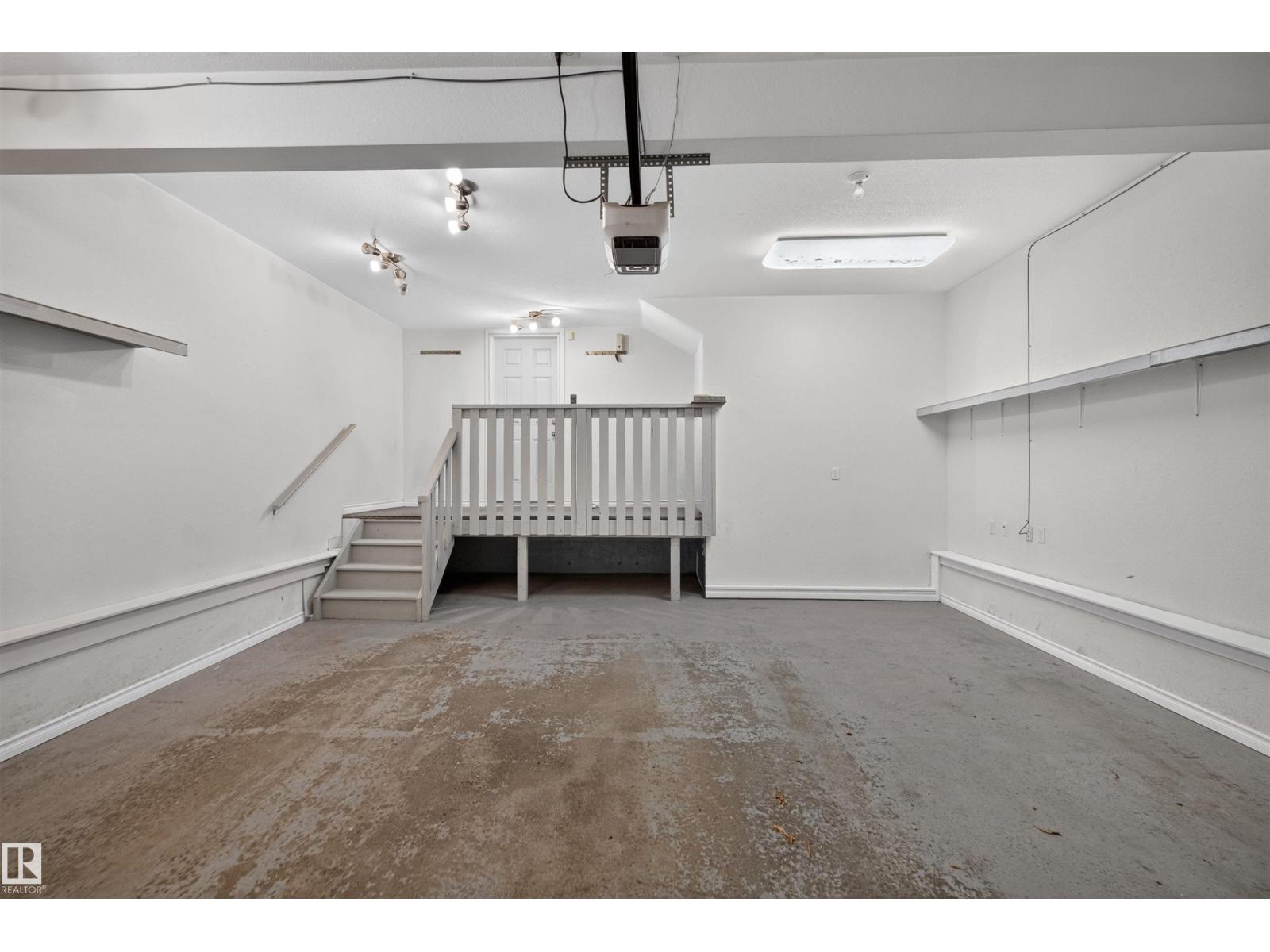 6116 8 AV SW - Image 40