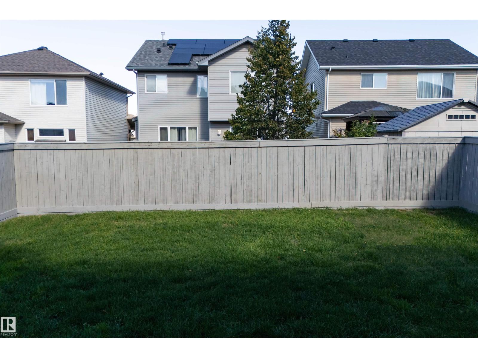 6116 8 AV SW - Image 44