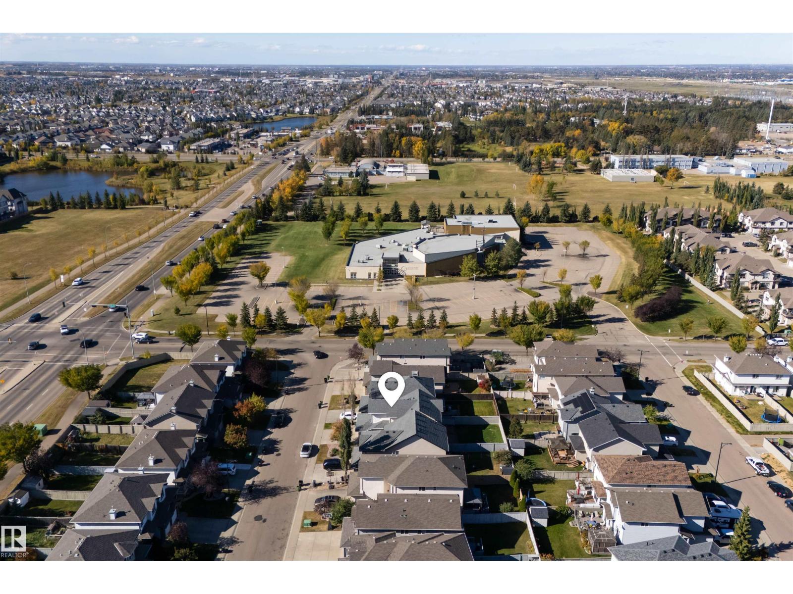 6116 8 AV SW - Image 48
