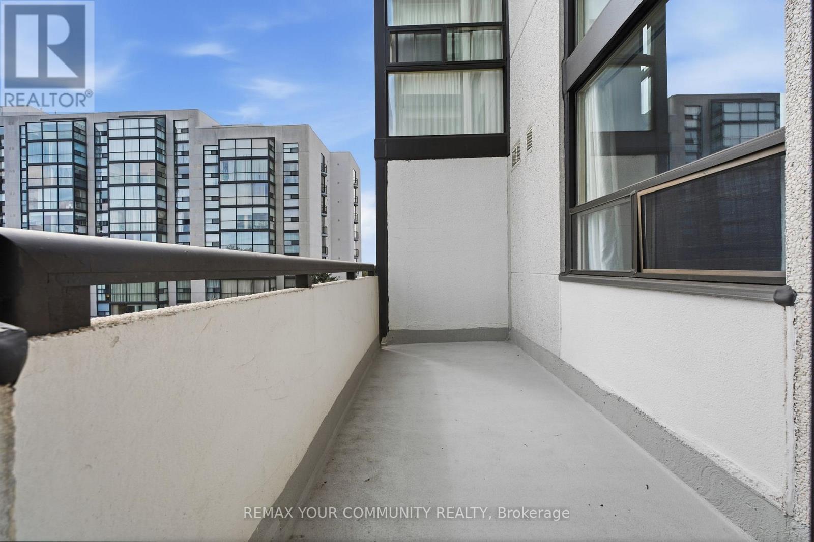 20 Harding Boulevard — photo 30