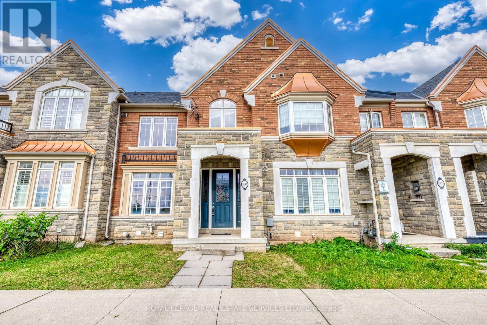3117 Neyagawa Boulevard, Oakville, ON photo 1