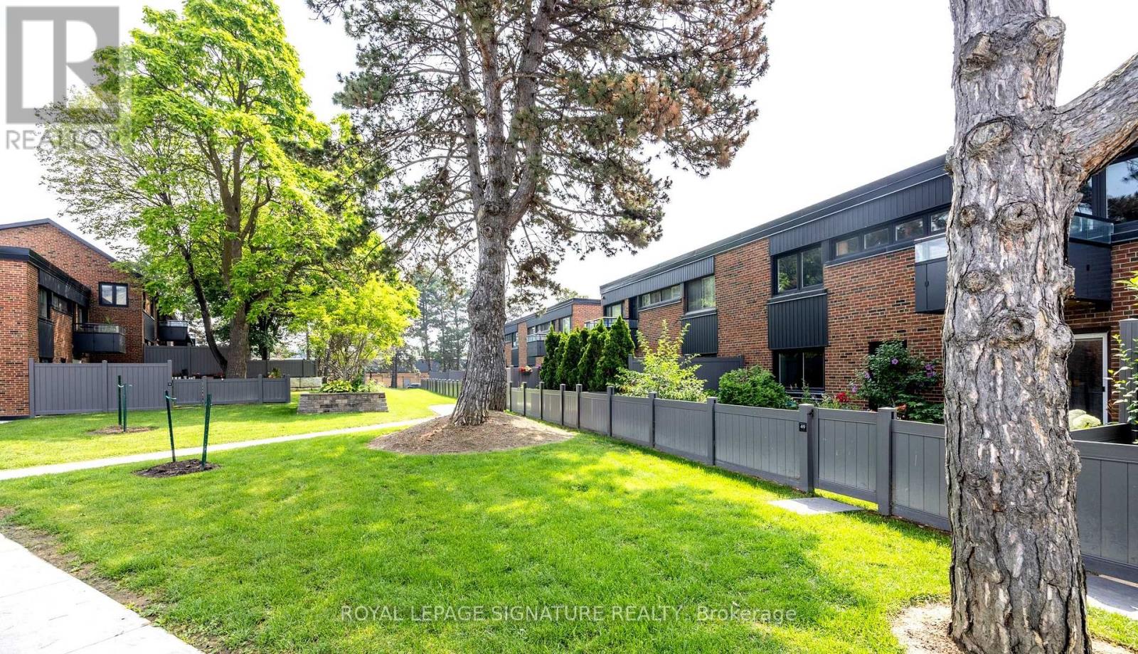 44- 51 Broadfield Drive, Toronto, ON photo 2