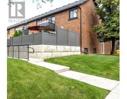Kitchen - 44 - 51 Broadfield Drive, Toronto, ON M9C5P2 Photo 7