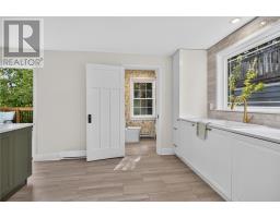 3pc Ensuite bath - 2934 Oxford Street, Halifax, NS B3L2W1 Photo 9