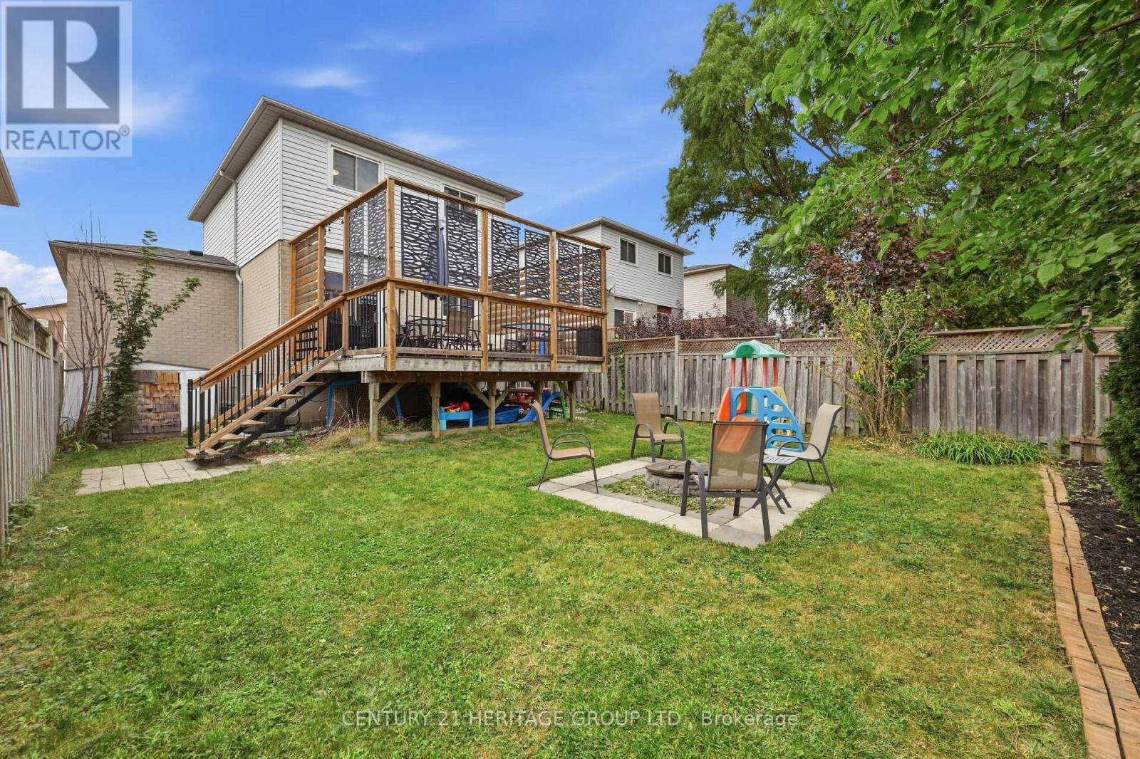 467 TEMPLEMEAD DRIVE - 33