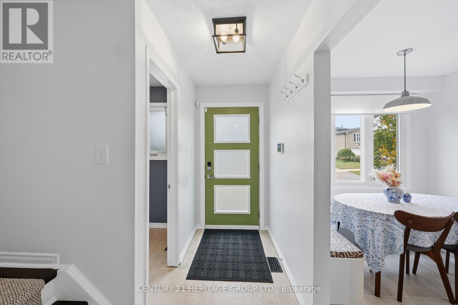 467 TEMPLEMEAD DRIVE - 5
