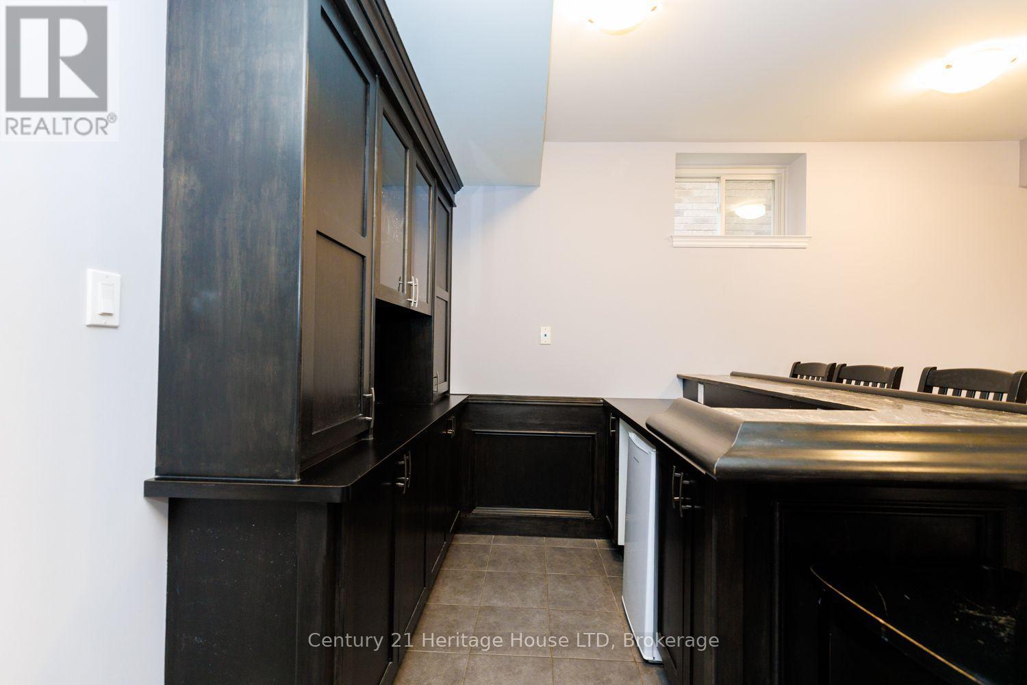 7 KENMAR COURT - Image 29