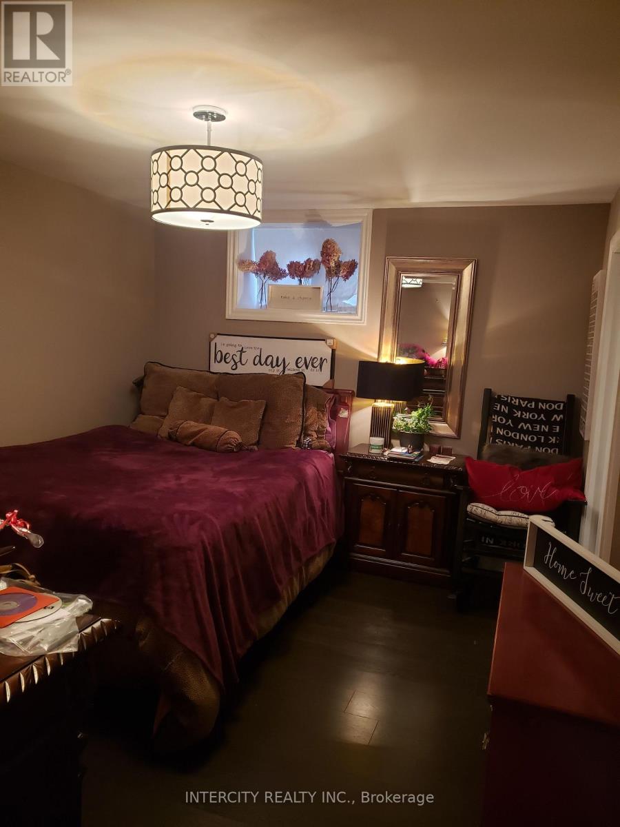 Photo 11 of 59 Alysha Way, Vaughan (Patterson)