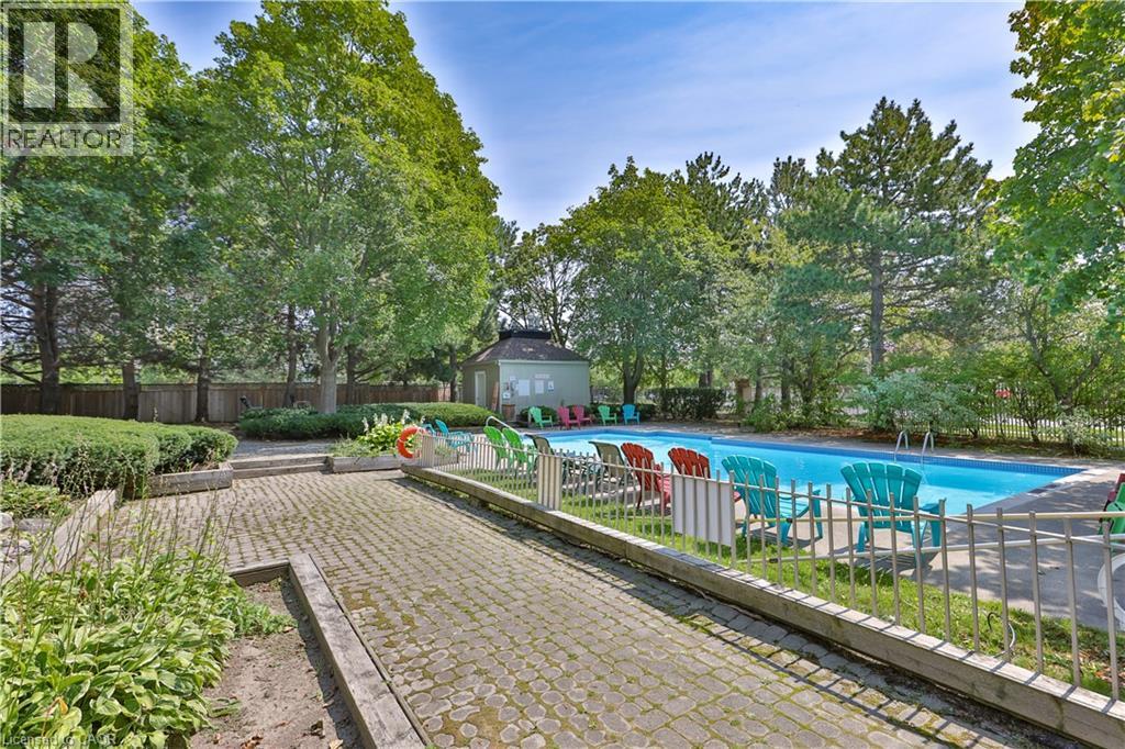 4635 Regents Terrace — photo 31
