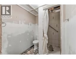 4 Regina Avenue, St  Catharines, ON L2M3G6 Photo 21
