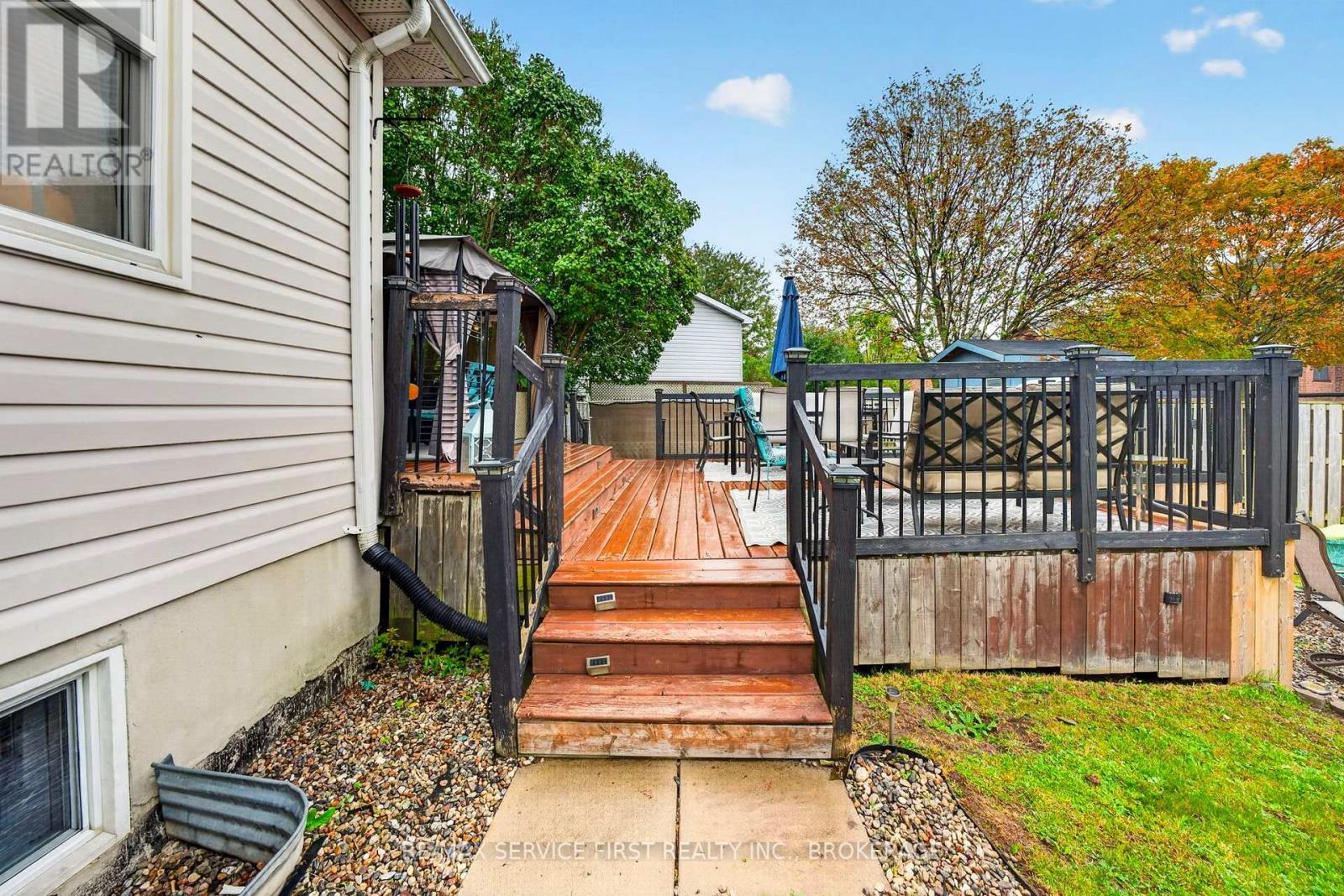 1362 THORNWOOD CRESCENT - Image 29