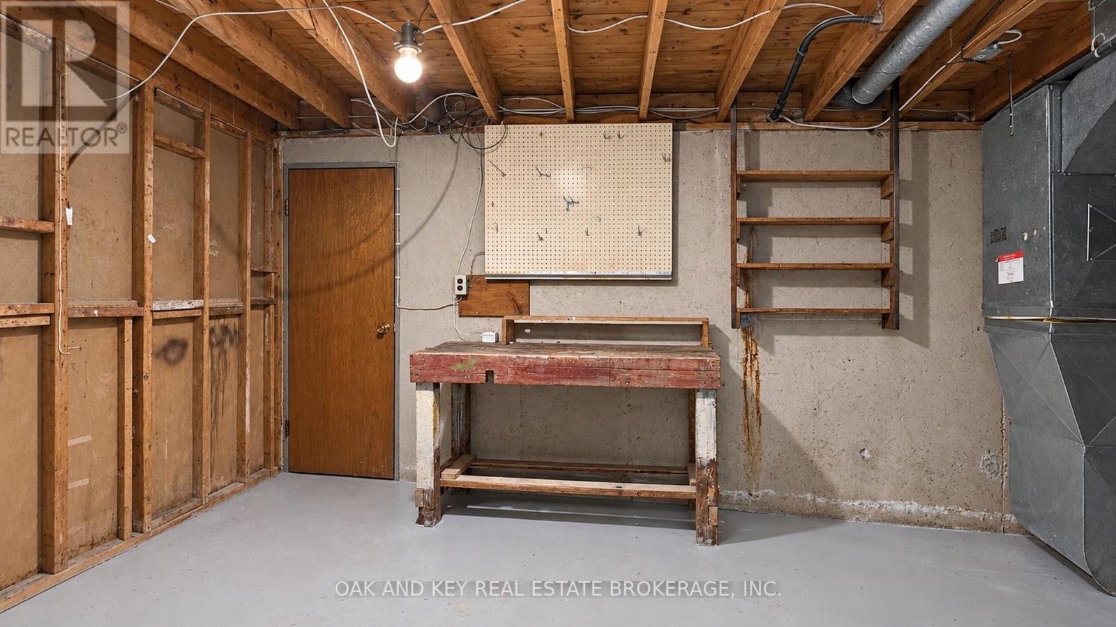 564 CHIDDINGTON AVENUE - Image 25