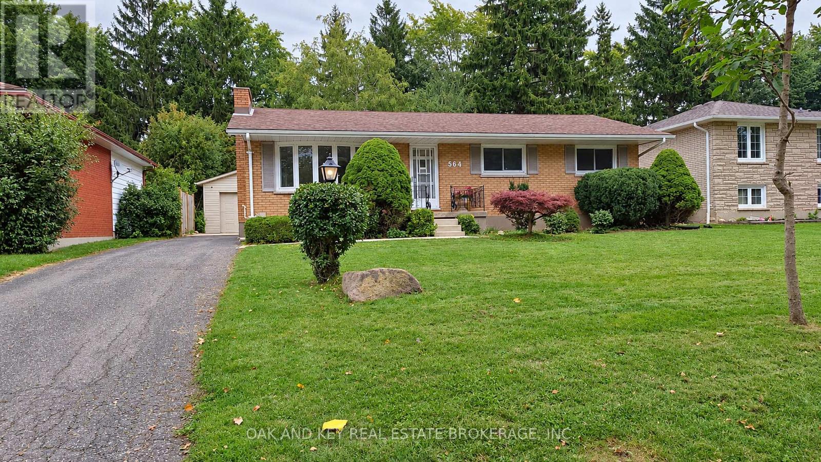 564 CHIDDINGTON AVENUE - Image 5