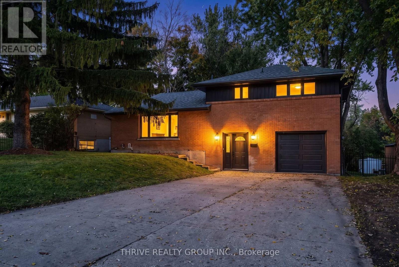 139 DEER PARK CIRCLE - 2