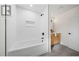 139 Deer Park Circle, London North, ON N6H3B9 Photo 22