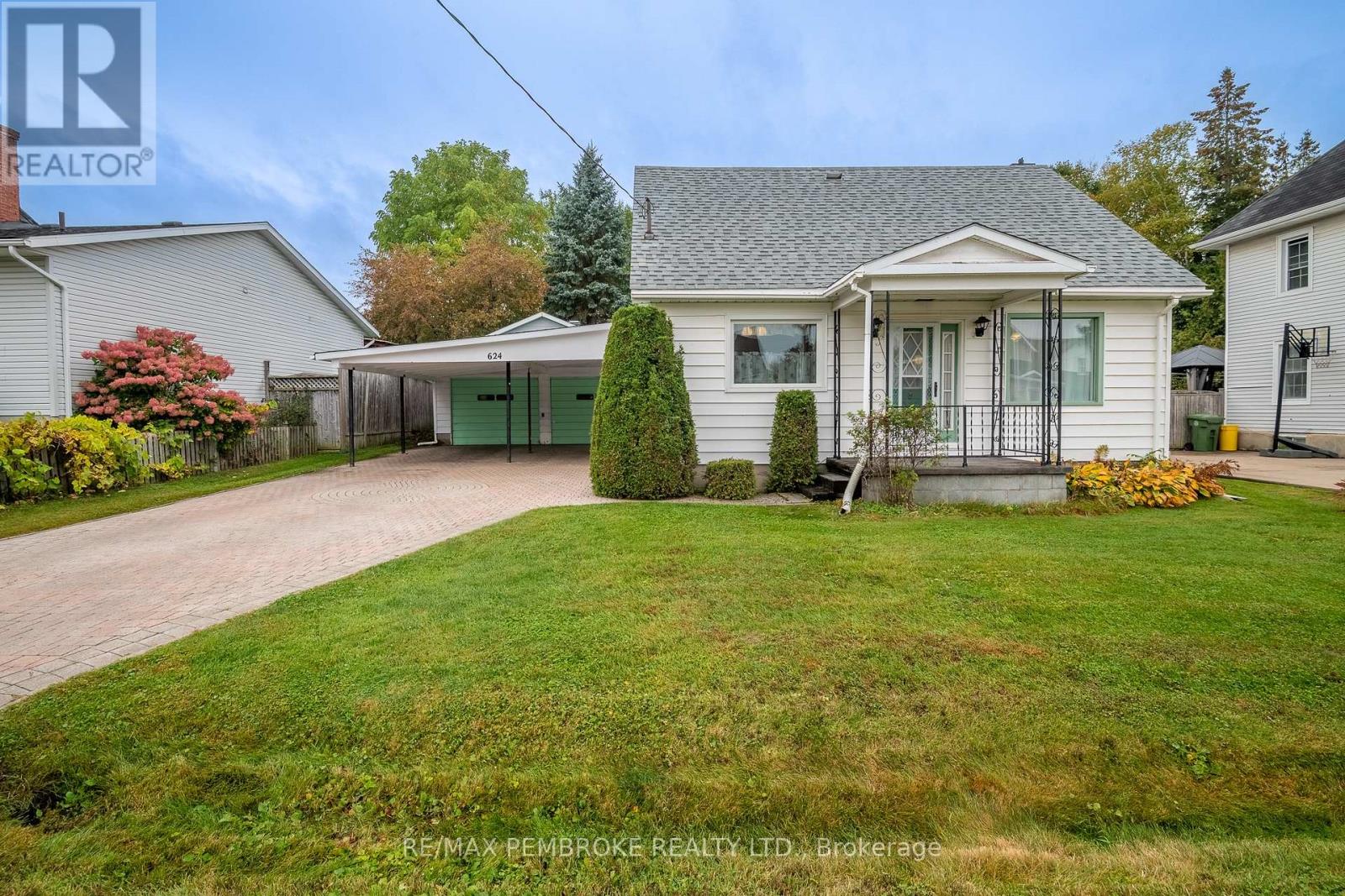 624 HAMILTON STREET W - 1