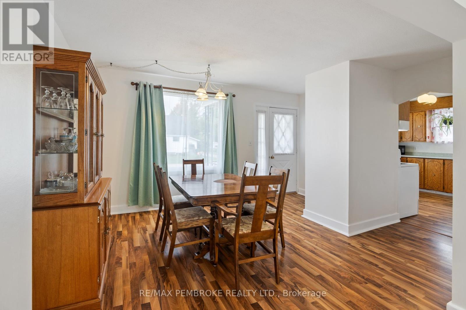 624 HAMILTON STREET W - 10