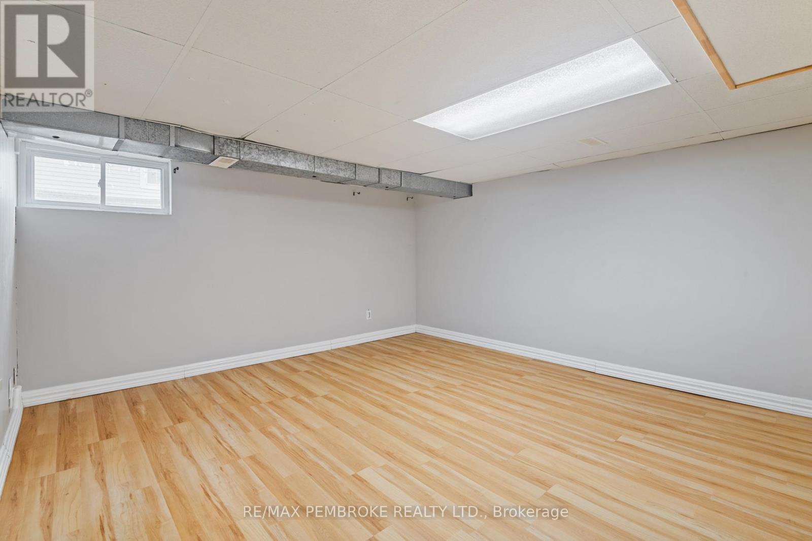 624 HAMILTON STREET W - 28